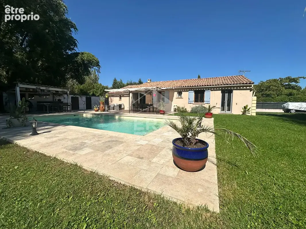 Maison à TOURVES