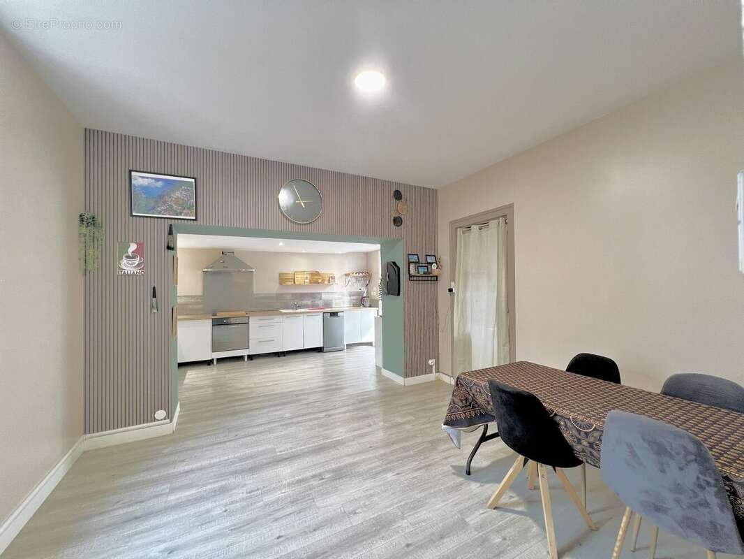 Maison à TIGNIEU-JAMEYZIEU