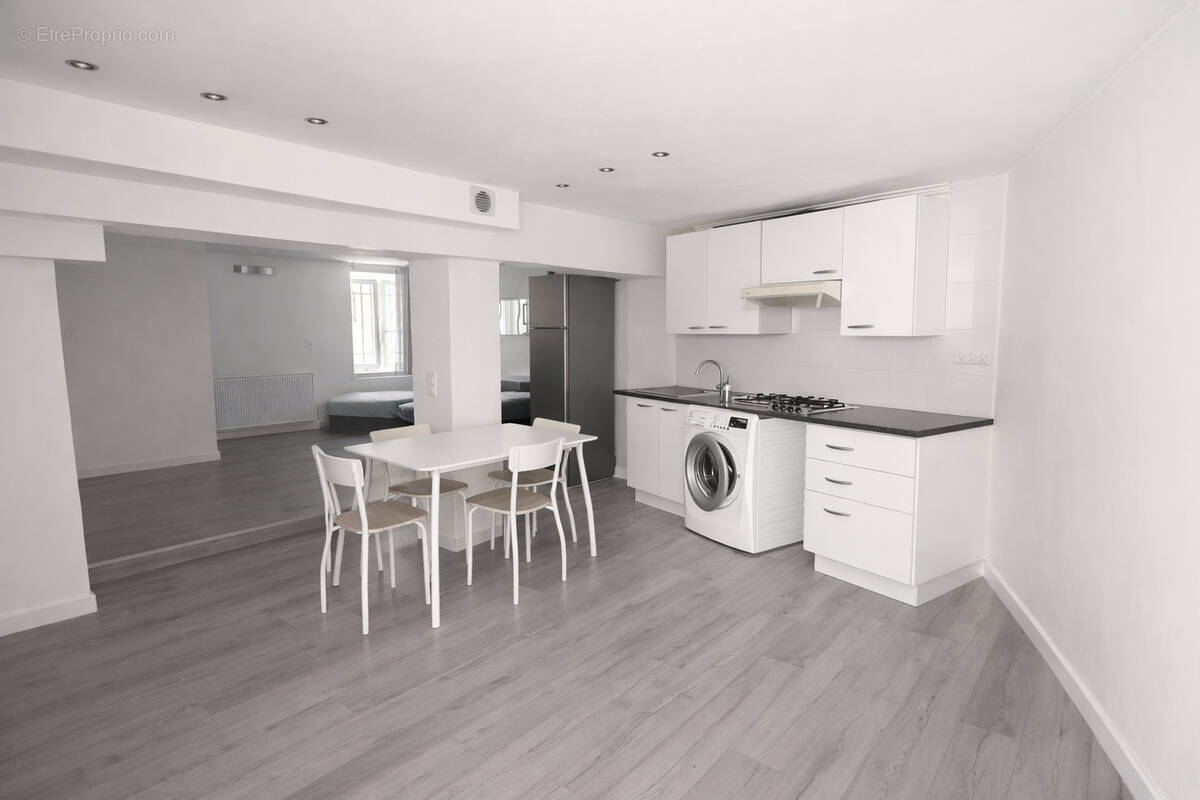 Appartement à NIMES