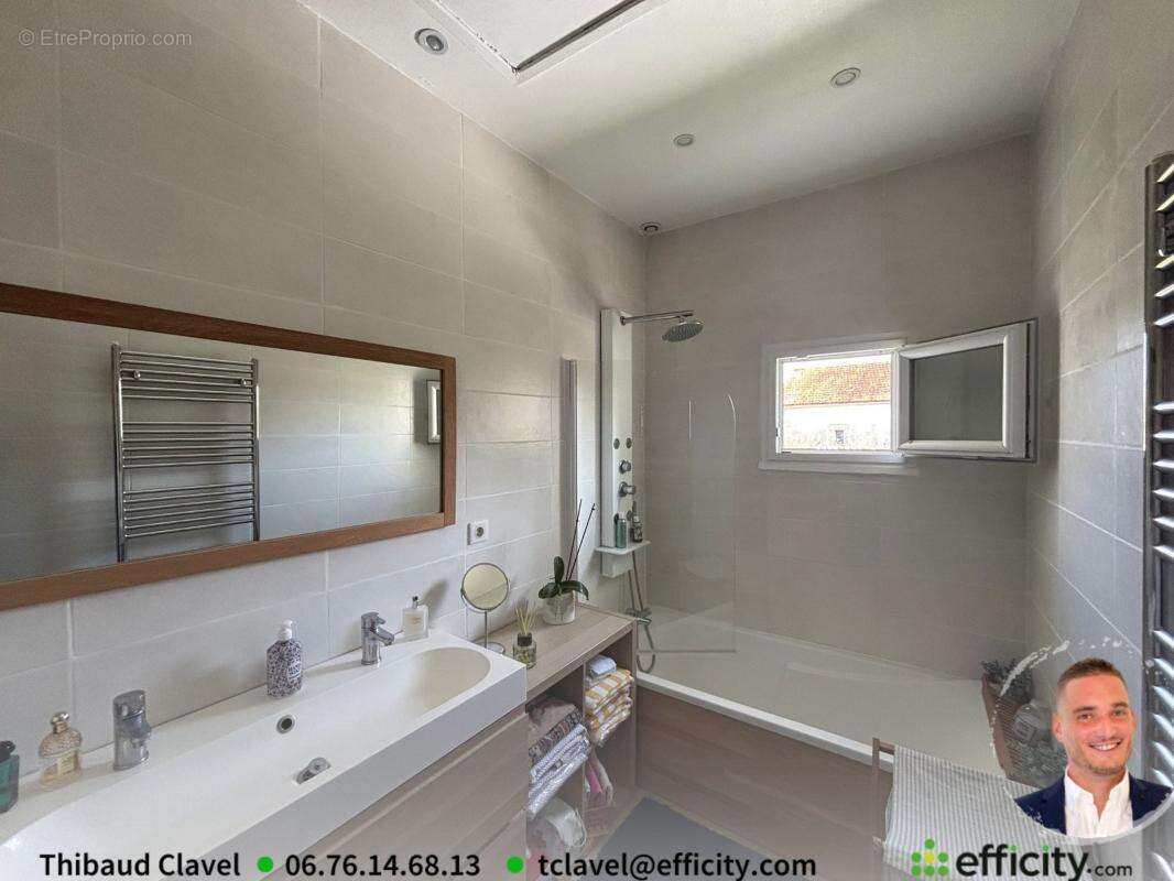 Maison à SAINT-YRIEIX-SUR-CHARENTE