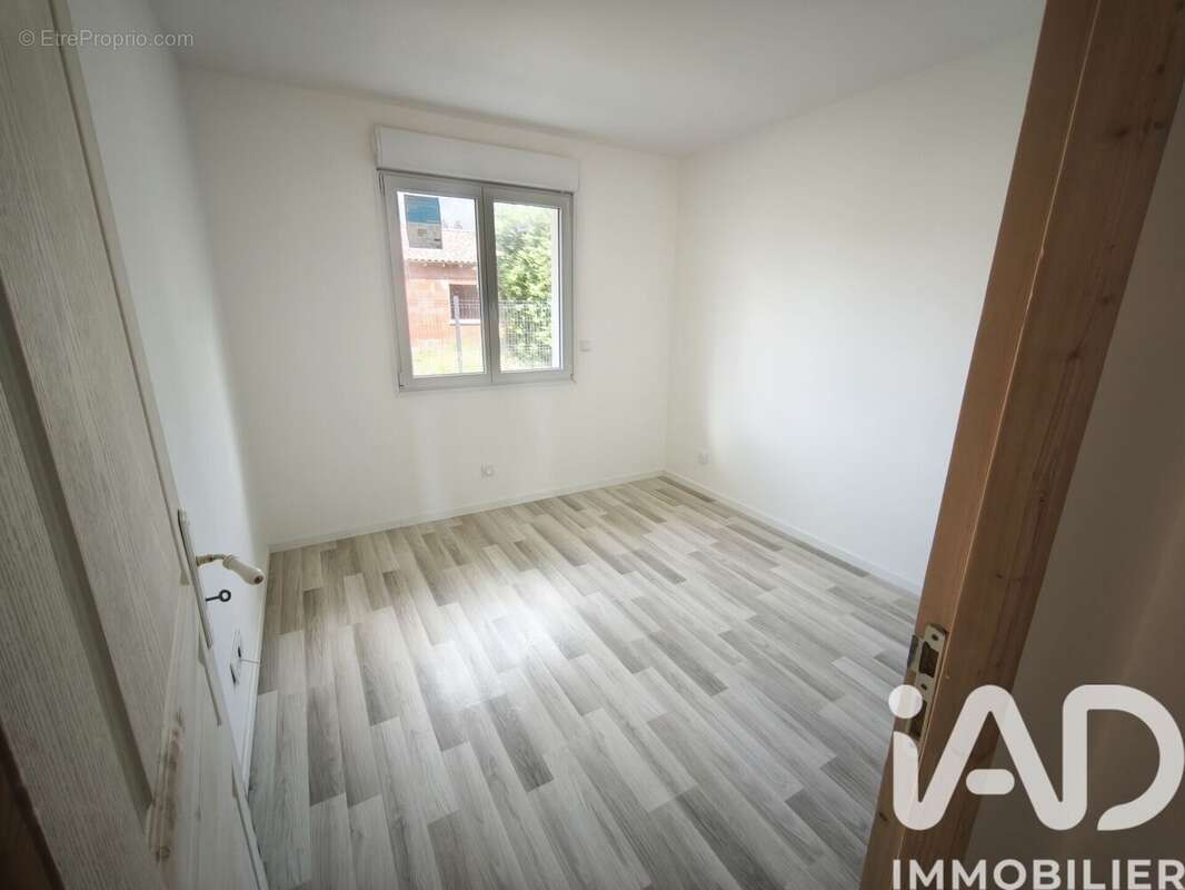 Photo 2 - Maison à COUTRAS