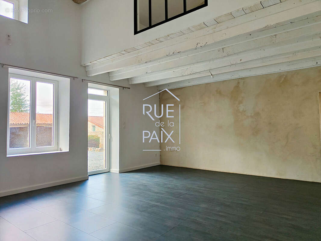 Maison Thurageau - 140.40 m2 - photo 9