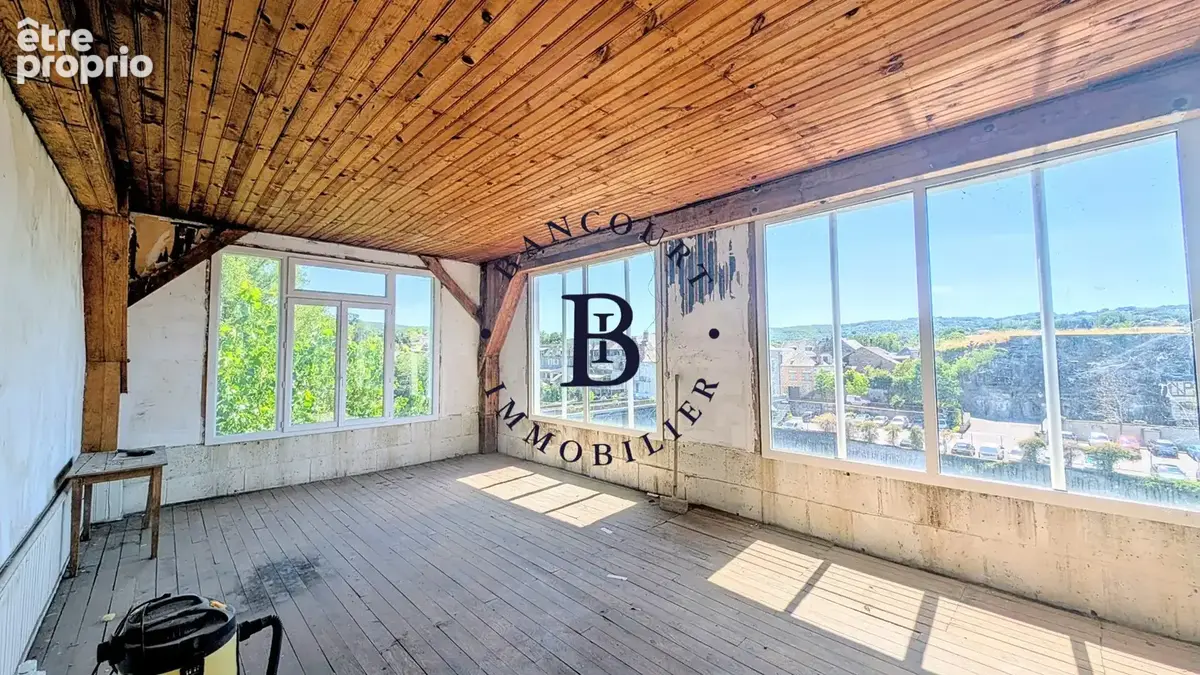 Appartement 754 m² à Saint-Pantaleon-De-Larche  - photo 6