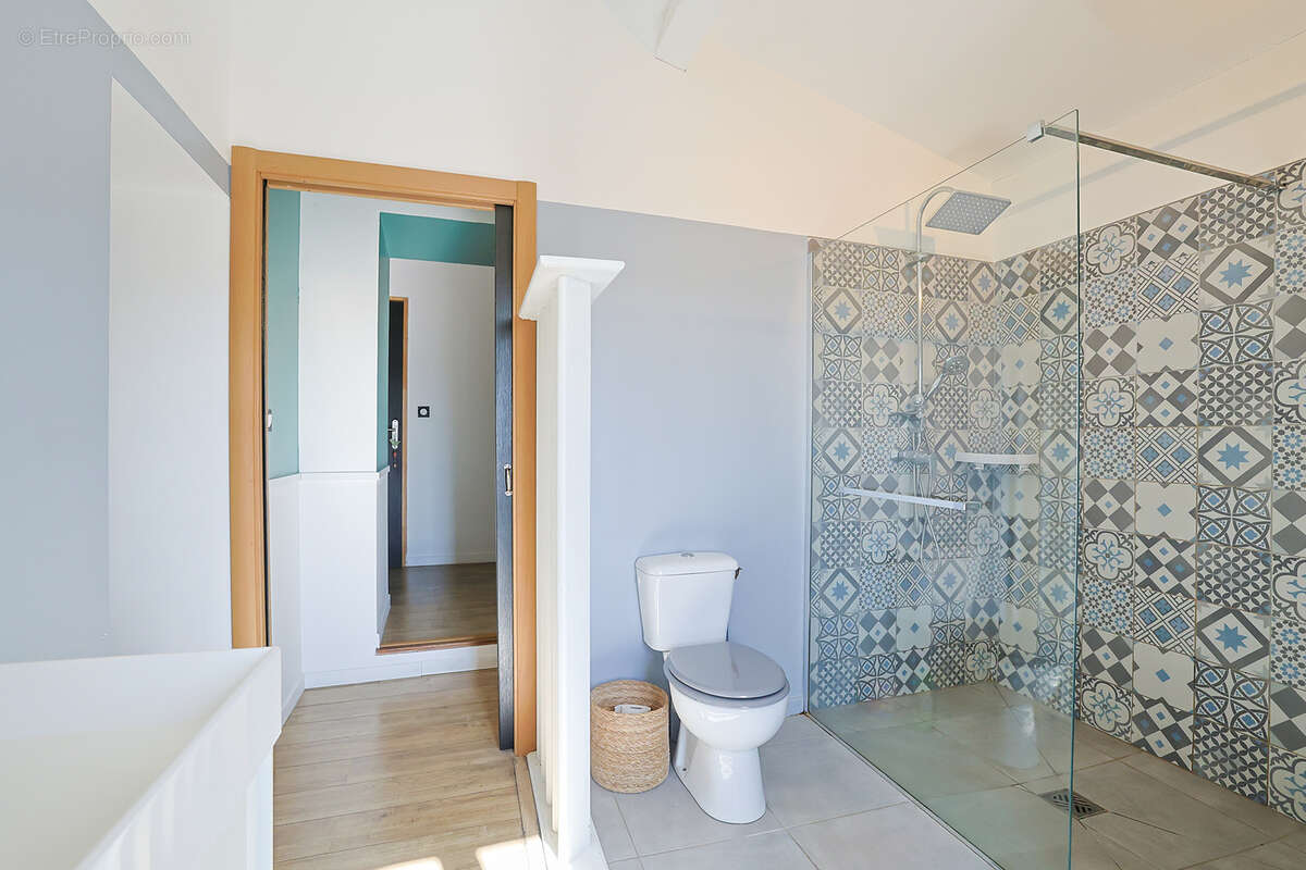 Maison à CARQUEIRANNE