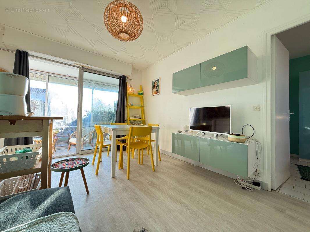 Appartement à VAUX-SUR-MER