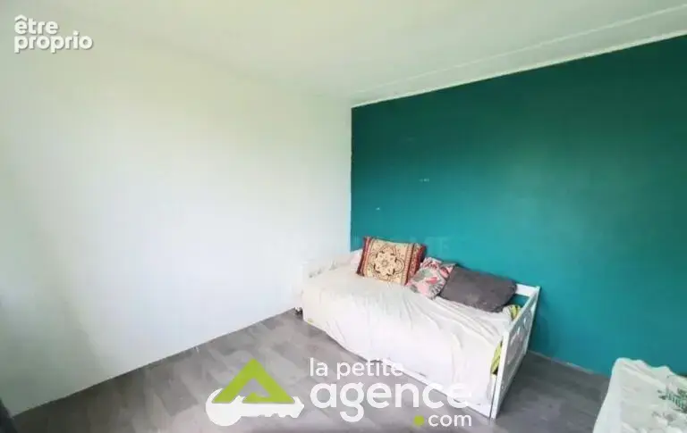 Maison 4 pièces 125 m² à vendre à Grossouvre (18600) - photo 6