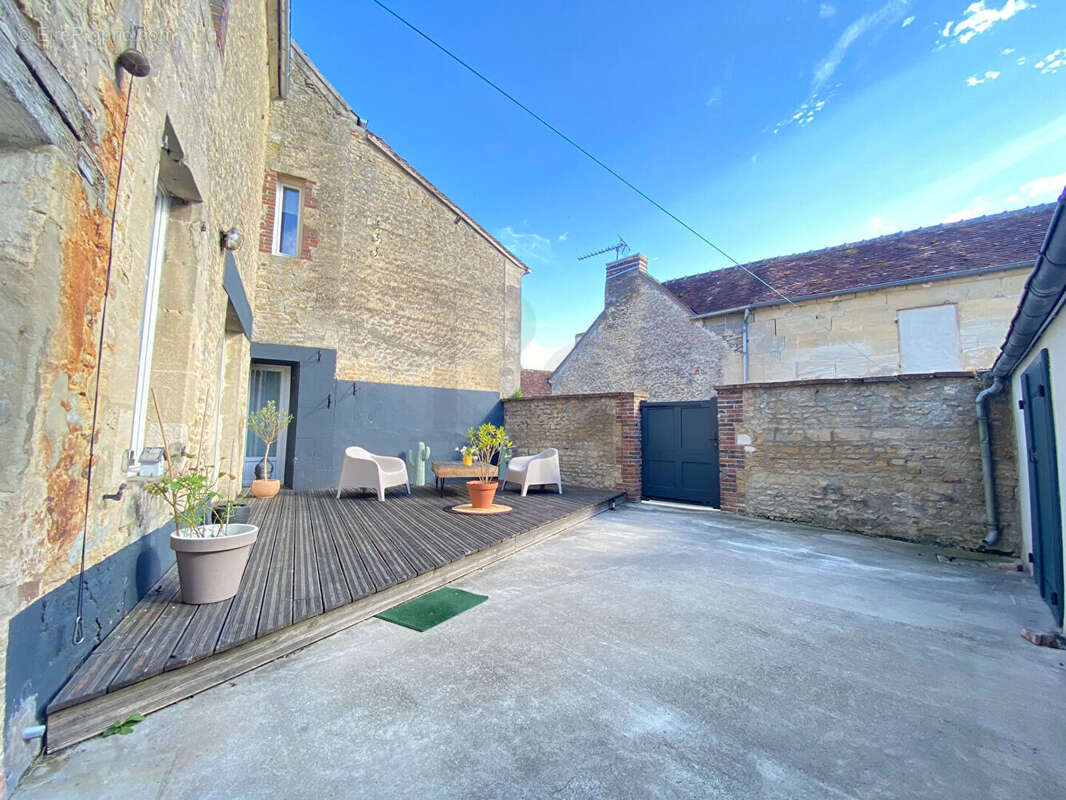 Maison à SILLY-EN-GOUFFERN