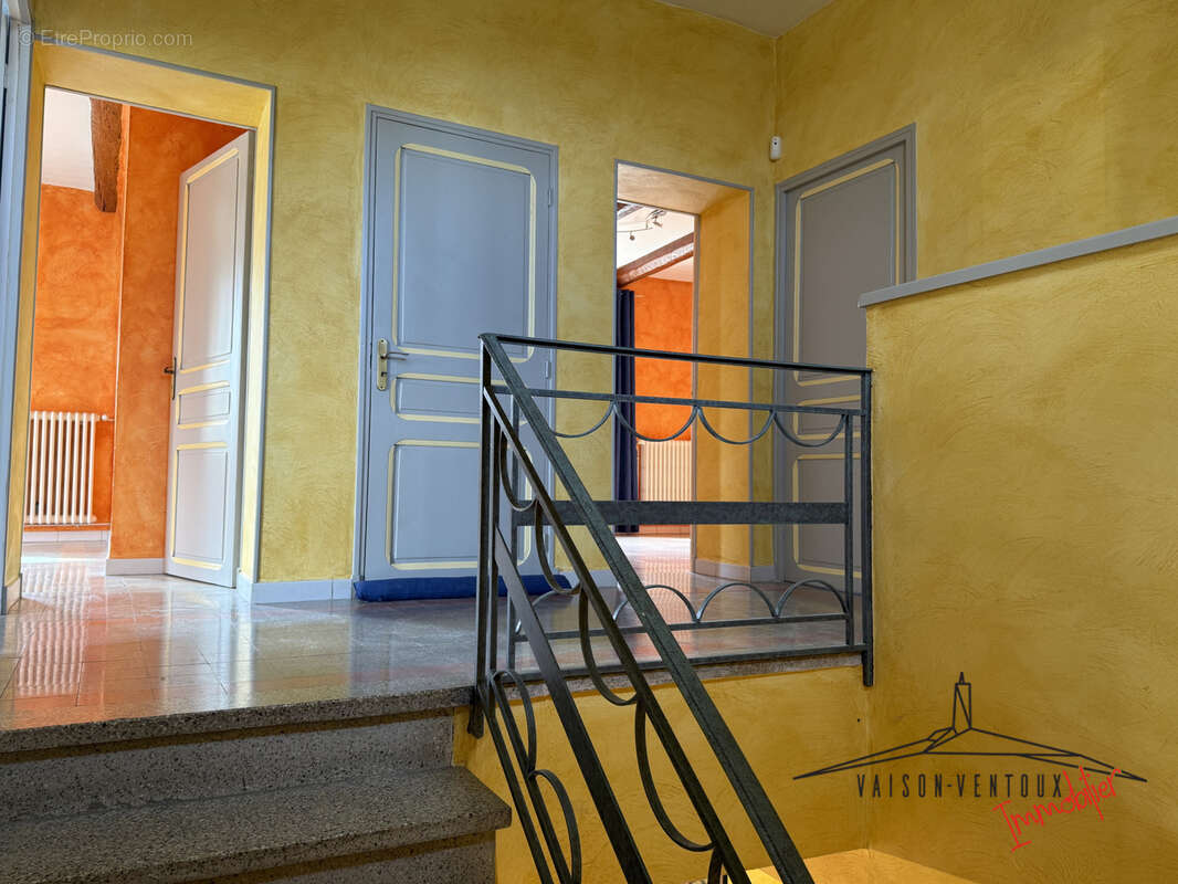 Maison à MALAUCENE