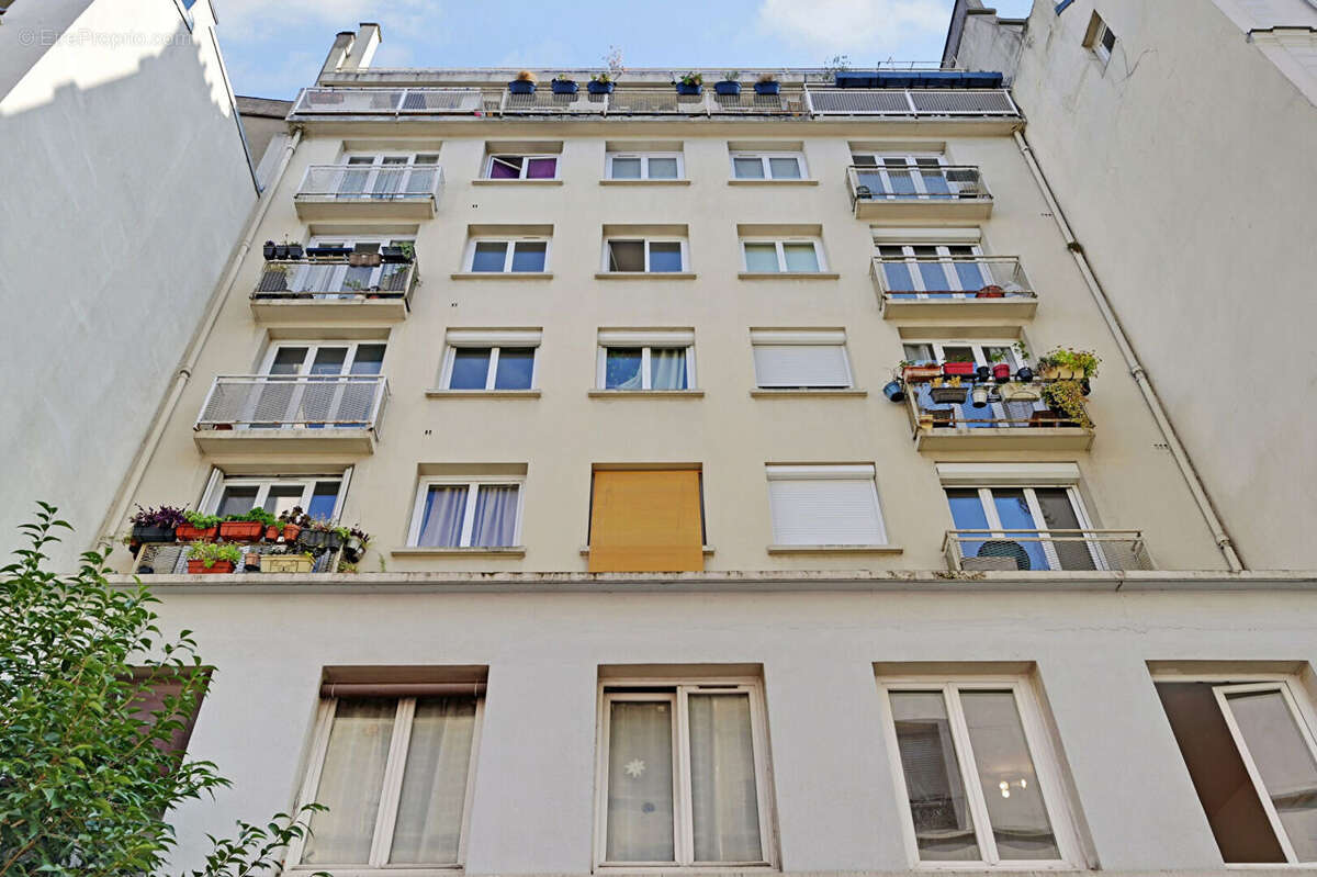 Appartement à PARIS-18E