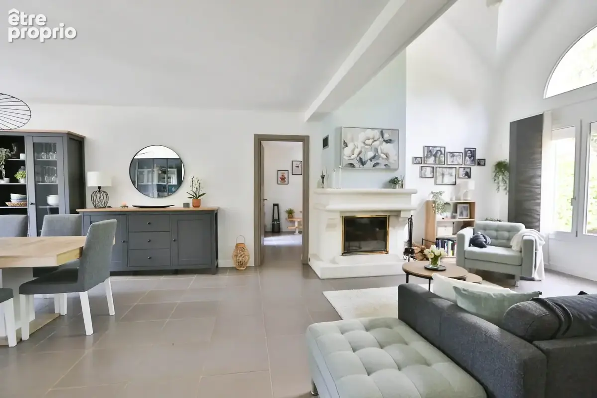 Maison 6 pièces 173 m² à vendre à Magny-Le-Hongre (77700) - photo 3
