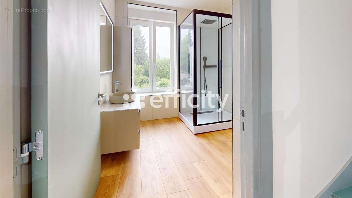 Maison 156 m² à Aulnoye-Aymeries  - photo 3