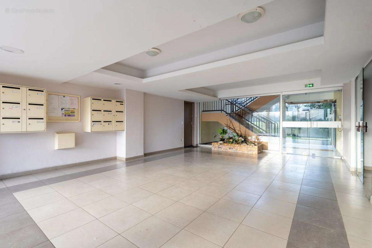 Appartement à ELANCOURT