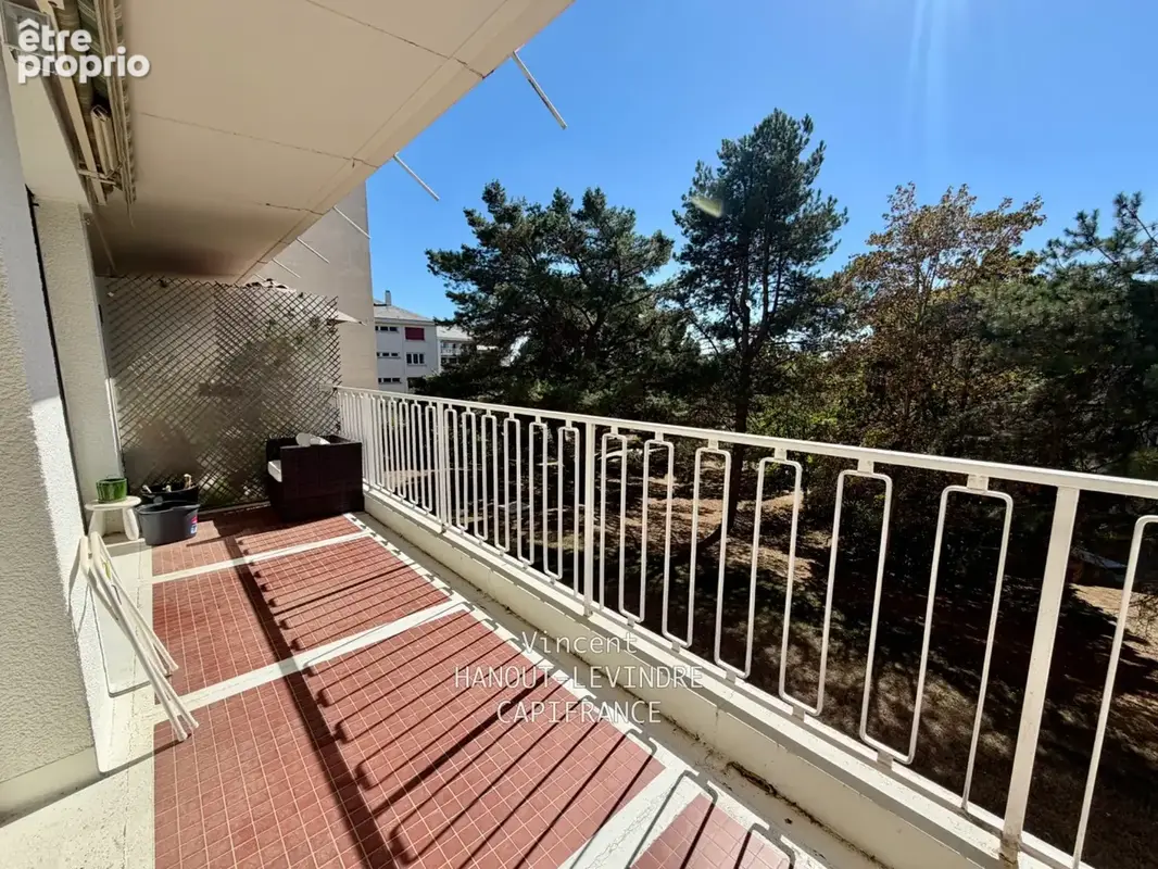 Appartement 4 pièces – 3 chambres – balcon, cave et garage – avrillé val d’or - photo 7