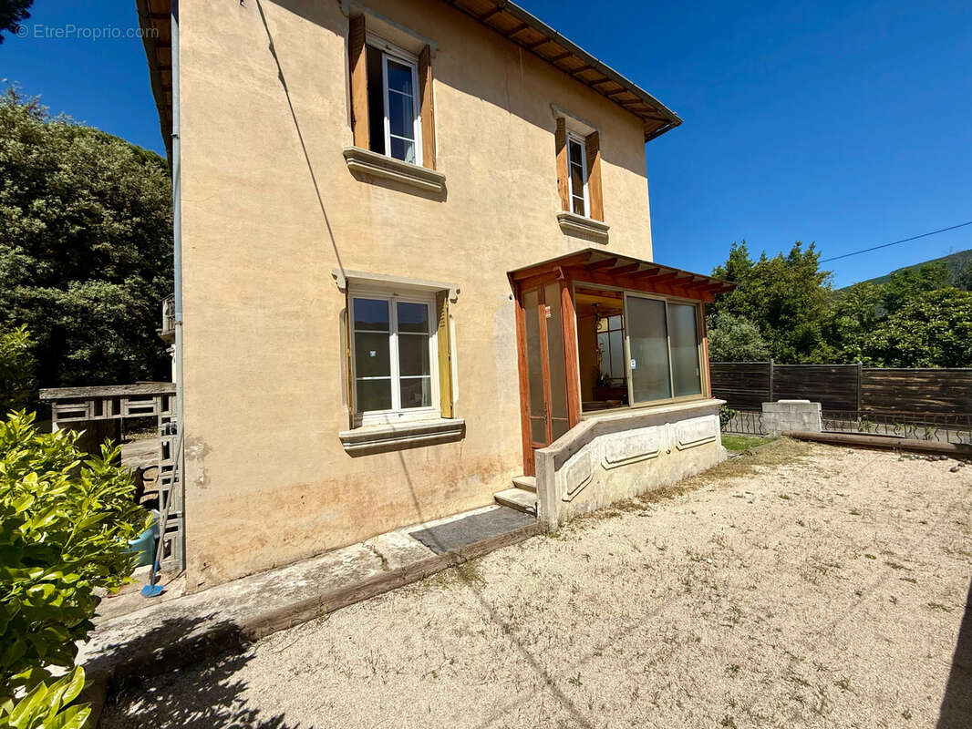 Nyons centre - maison familiale avec piscine - photo 21