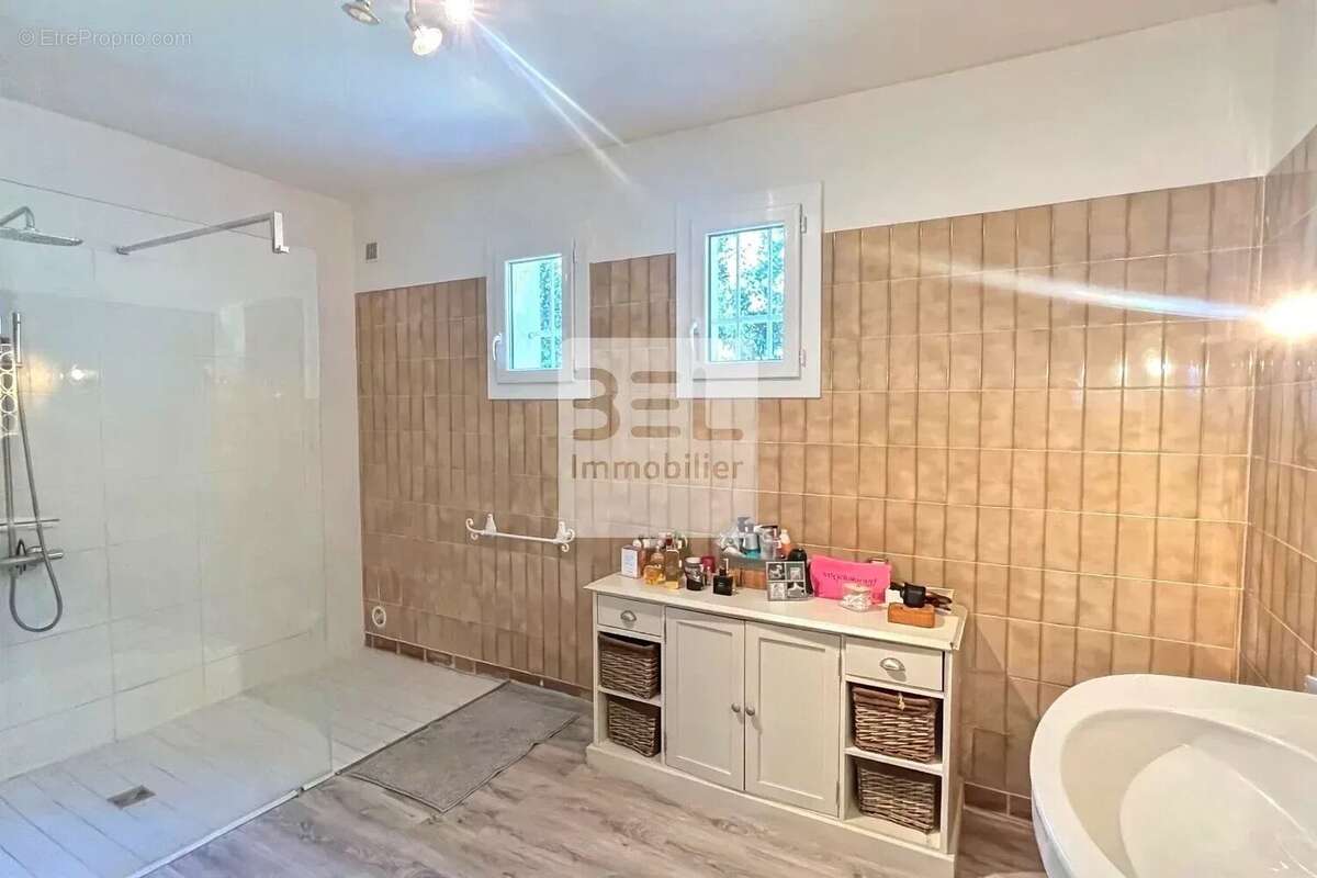 Maison à JONQUERETTES