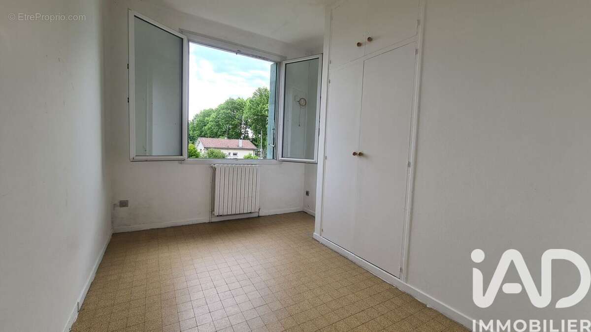 Photo 8 - Maison à BRESSOLS