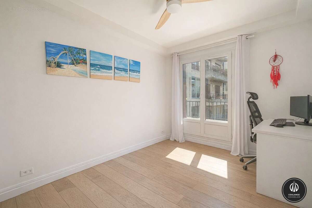 Appartement à MARSEILLE-8E