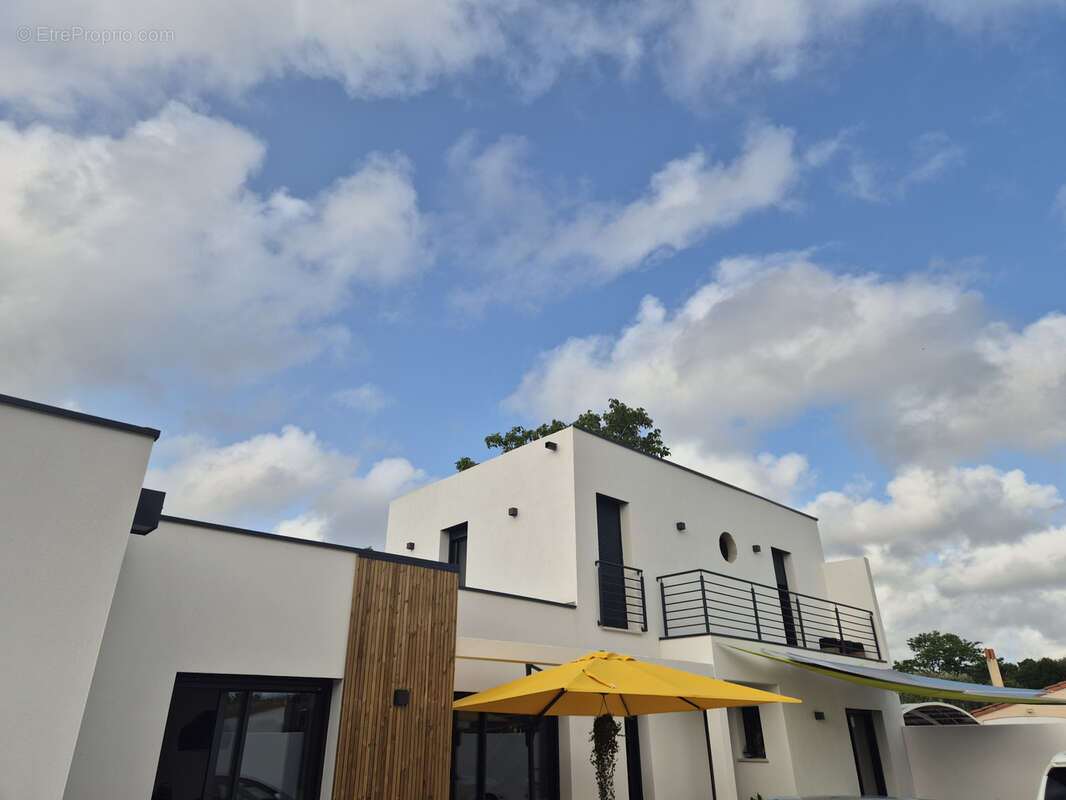 Maison à SAINT-SULPICE-DE-ROYAN