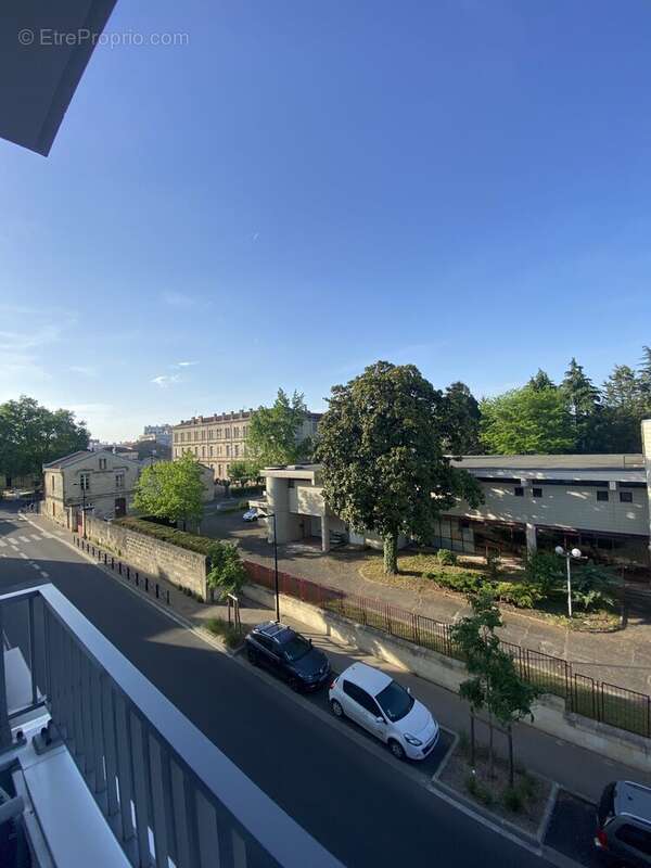Appartement à BORDEAUX