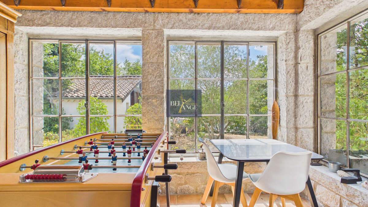 LABEAUME   Maison de caractère avec piscine et annexe indépendante - photo 8