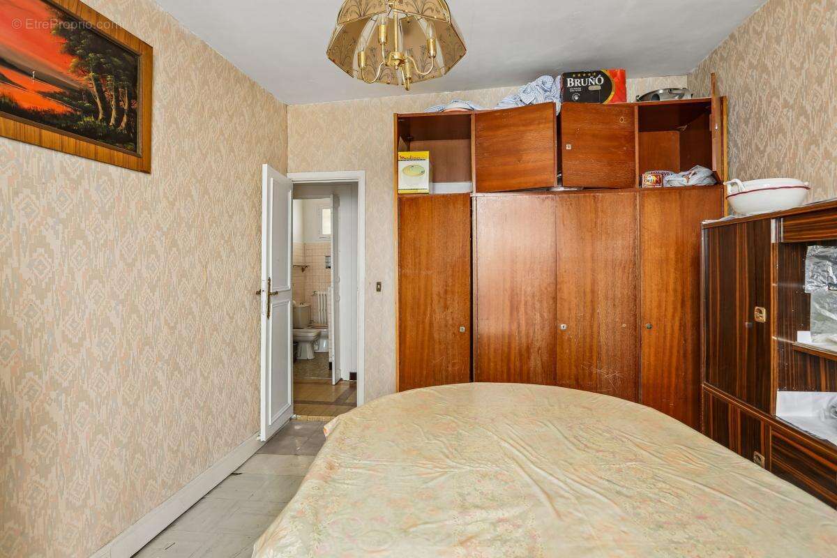 Appartement à PARIS-20E