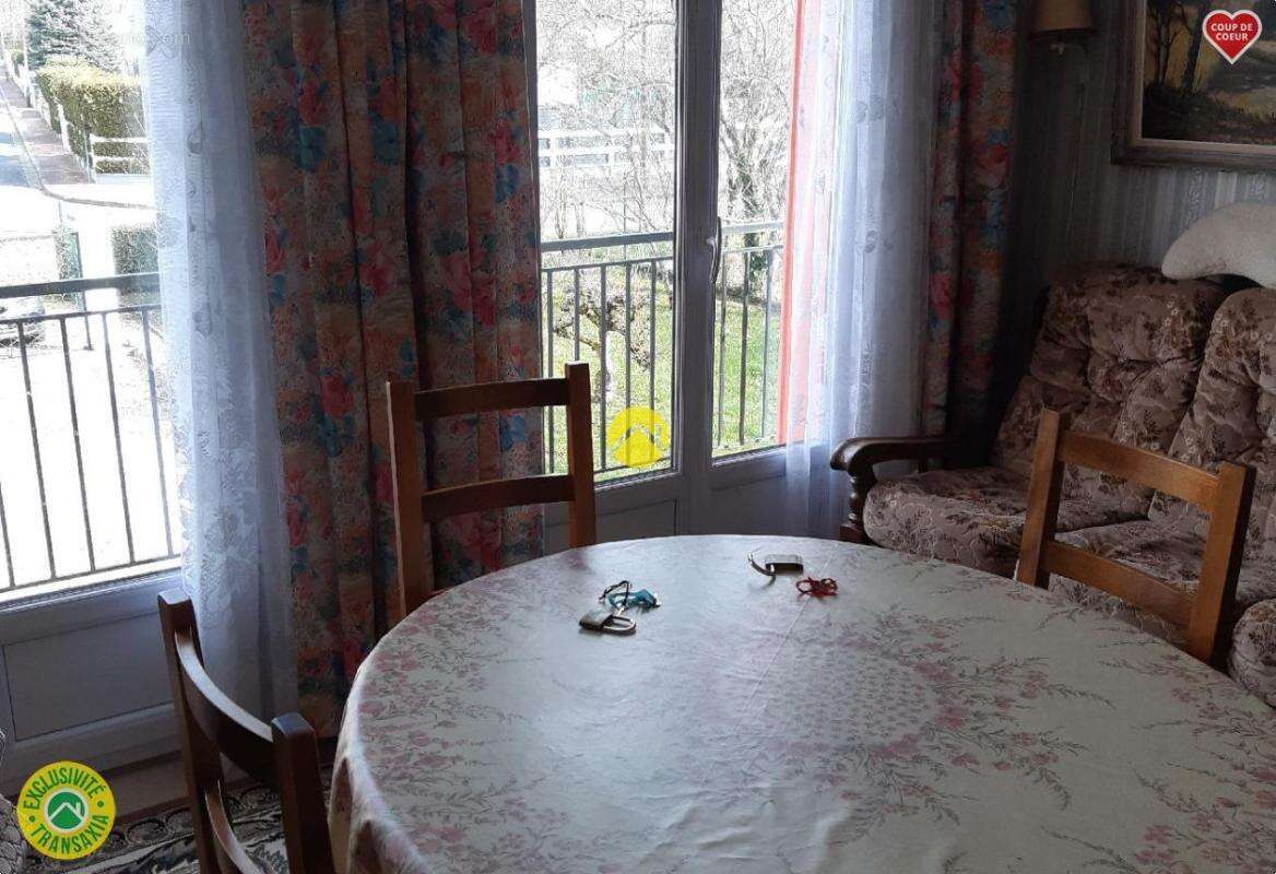 Maison à VILLENEUVE-L&#039;ARCHEVEQUE