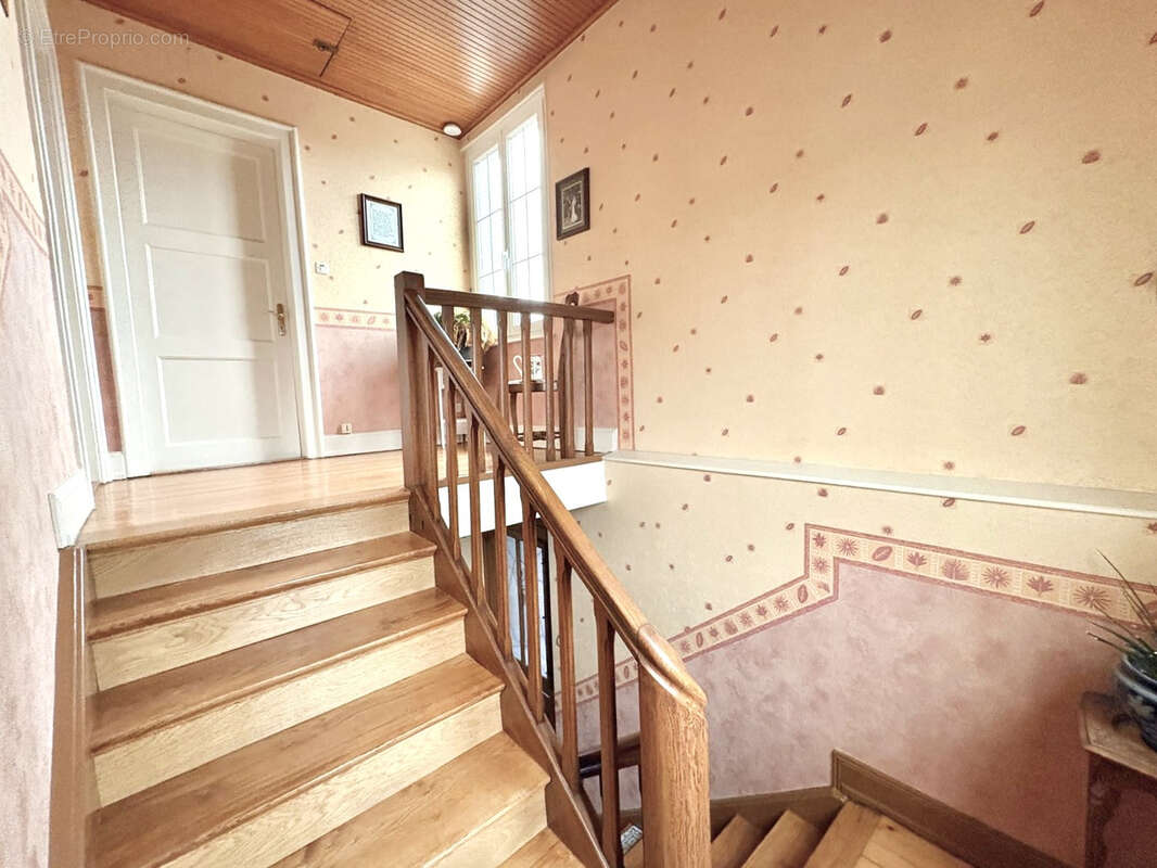 Maison individuelle de caractère 5 pièces - photo 9