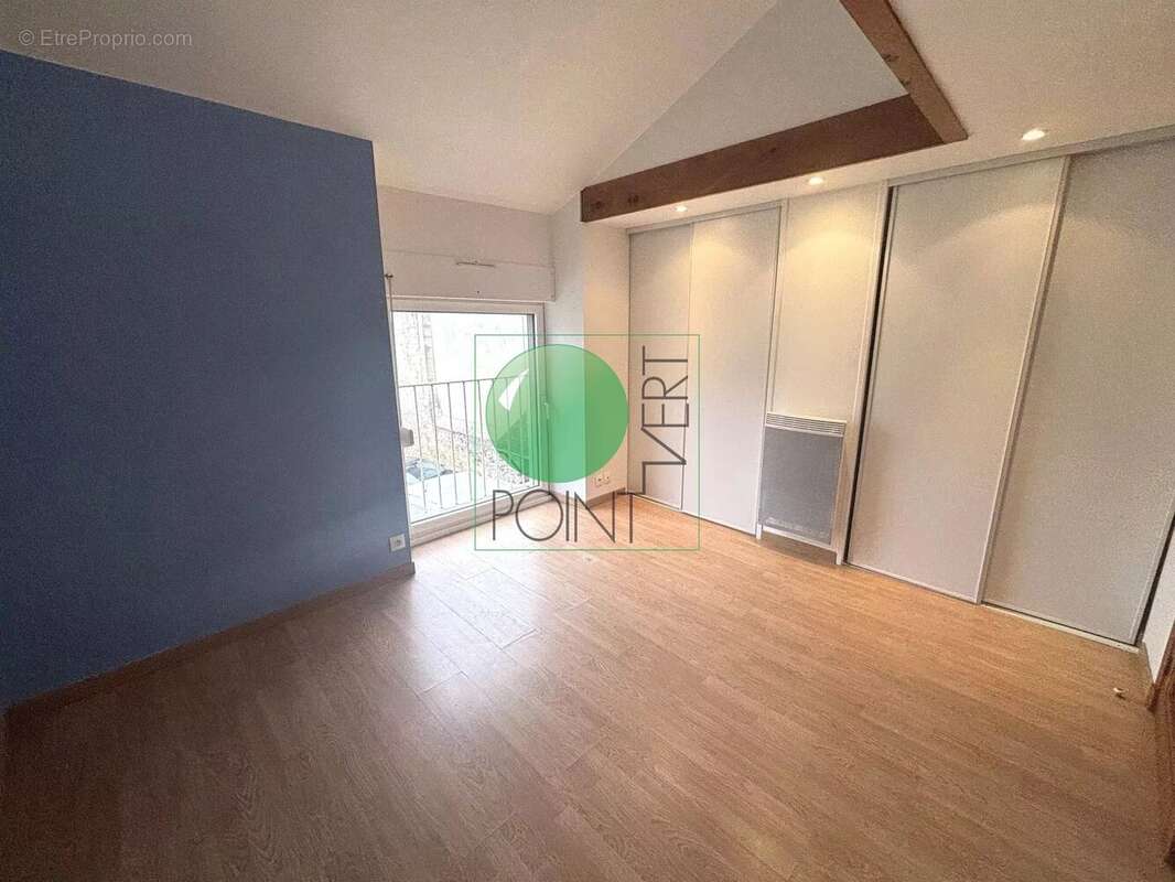 Appartement à LA FERTE-ALAIS