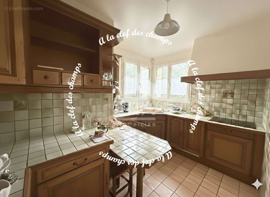 Maison à GIF-SUR-YVETTE