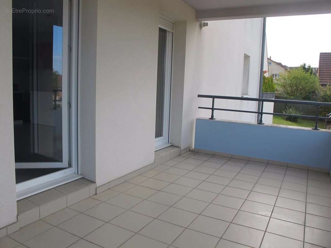 Appartement à SAINTE-SUZANNE