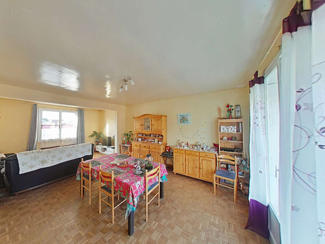 Maison à JOUE-LES-TOURS