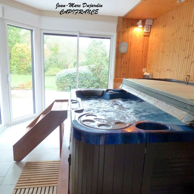 Maison à VALENCIENNES