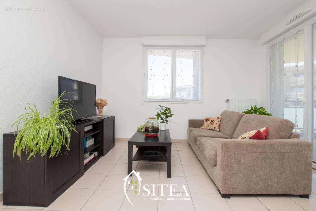 Appartement à COLOMIERS