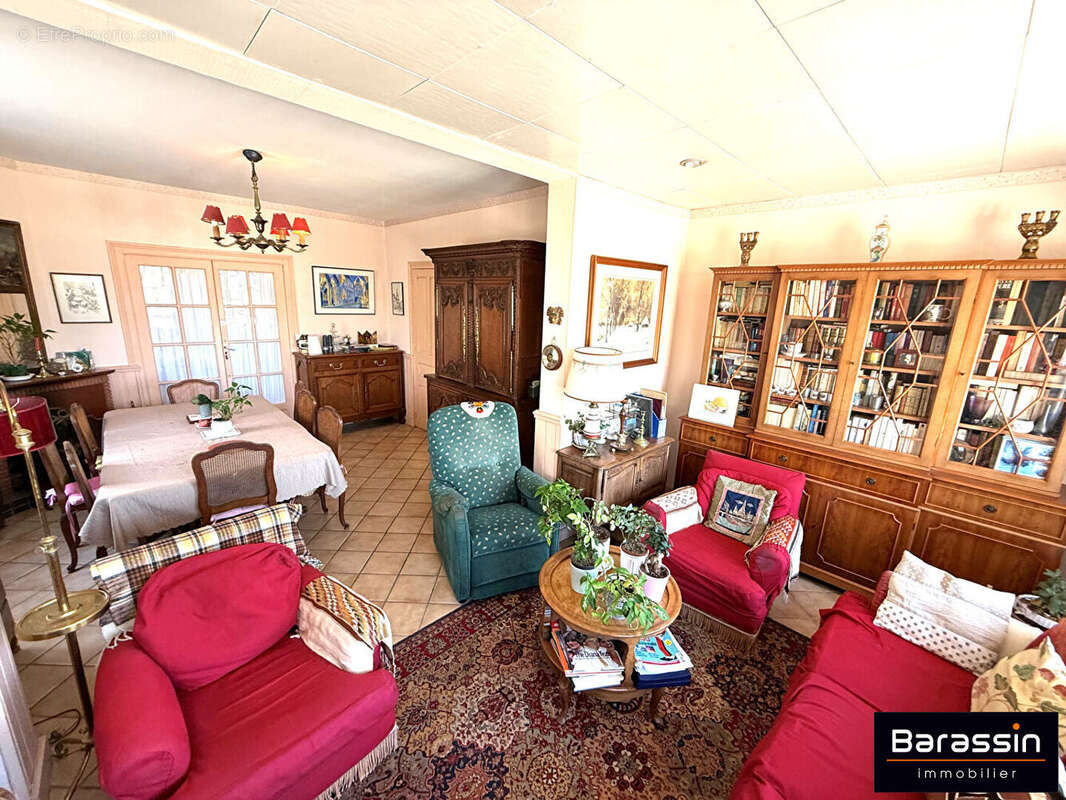 Maison à AGON-COUTAINVILLE