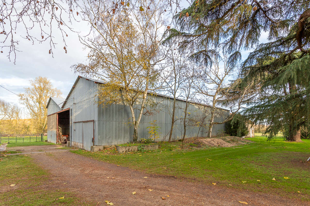 Propriété d'agrément Thenioux 9 pièces 250 m2 - photo 9