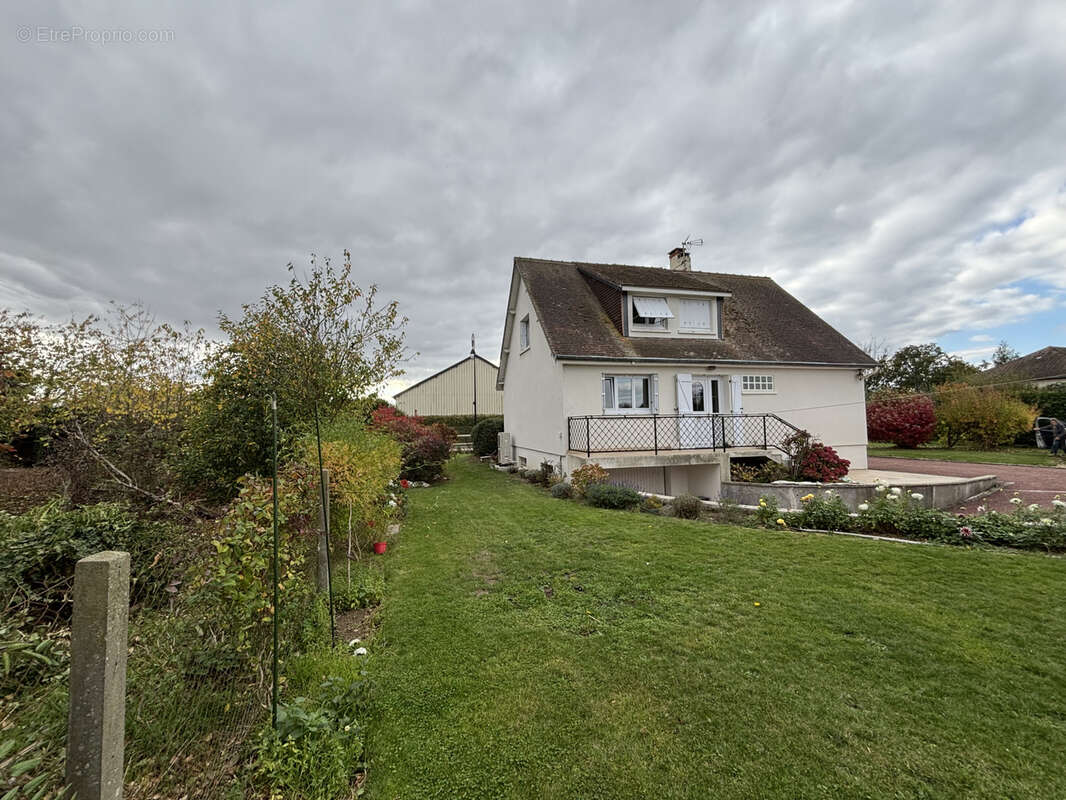 Maison à LE VIEIL-EVREUX