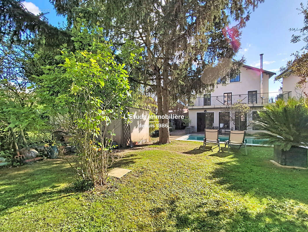 Maison à CALUIRE-ET-CUIRE