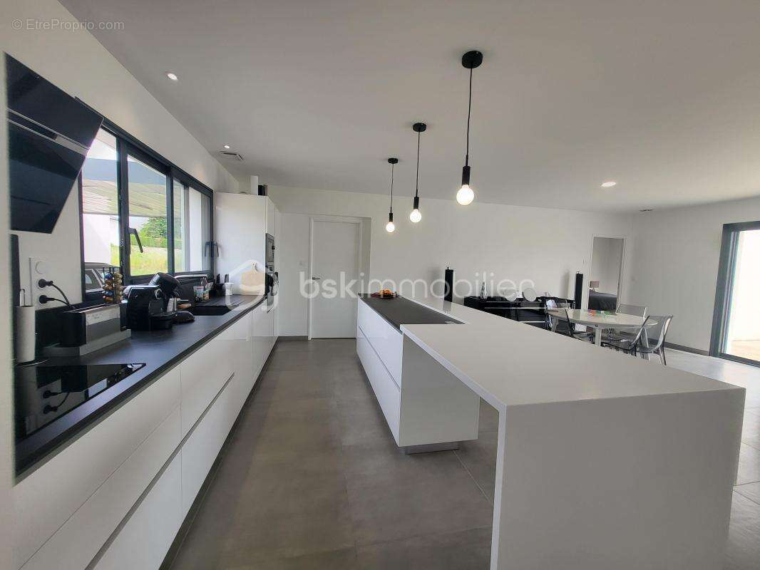 Maison à CASTELCULIER