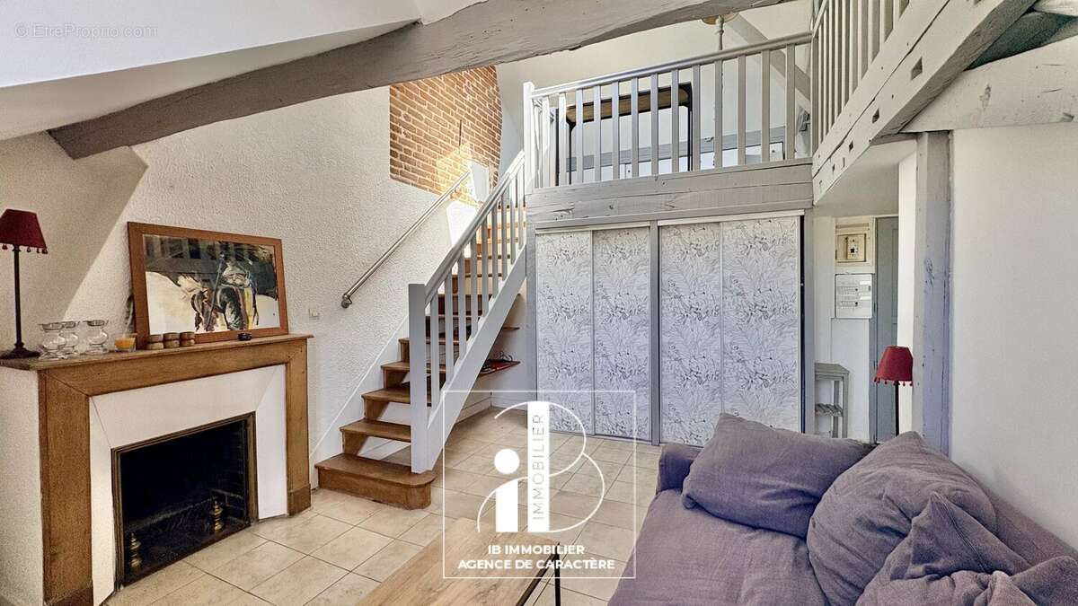 Appartement à FONTAINEBLEAU