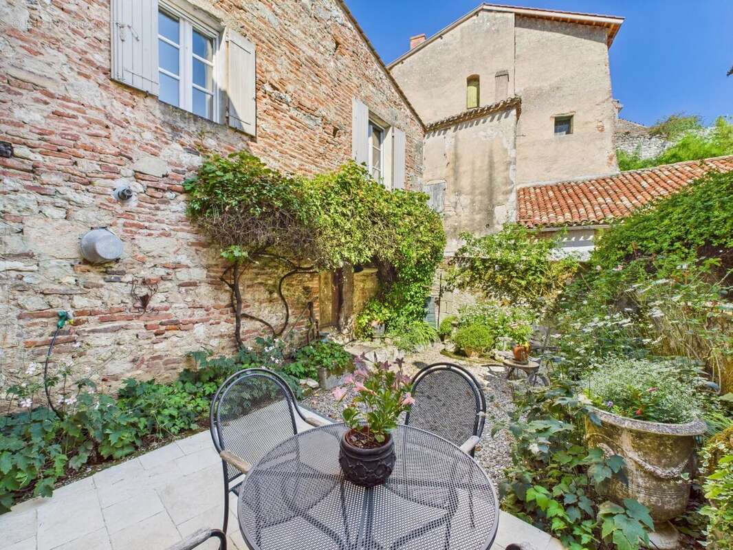 Maison à PENNE-D'AGENAIS