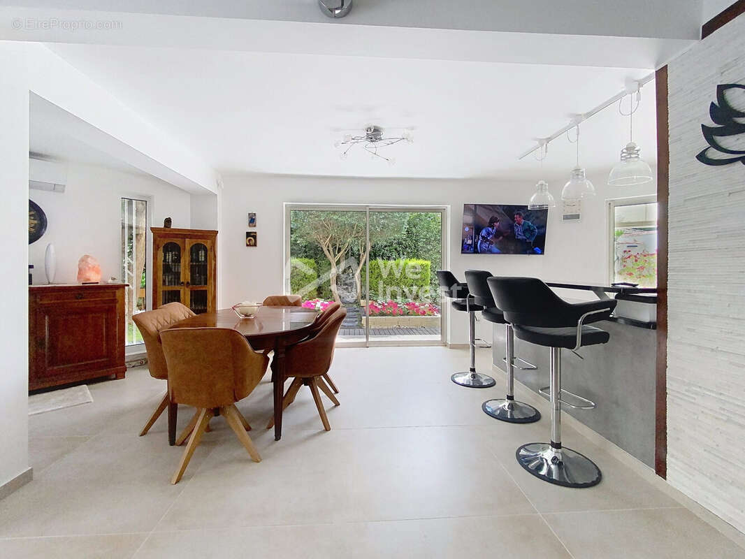 Maison à SAINT-JEAN-DE-VEDAS