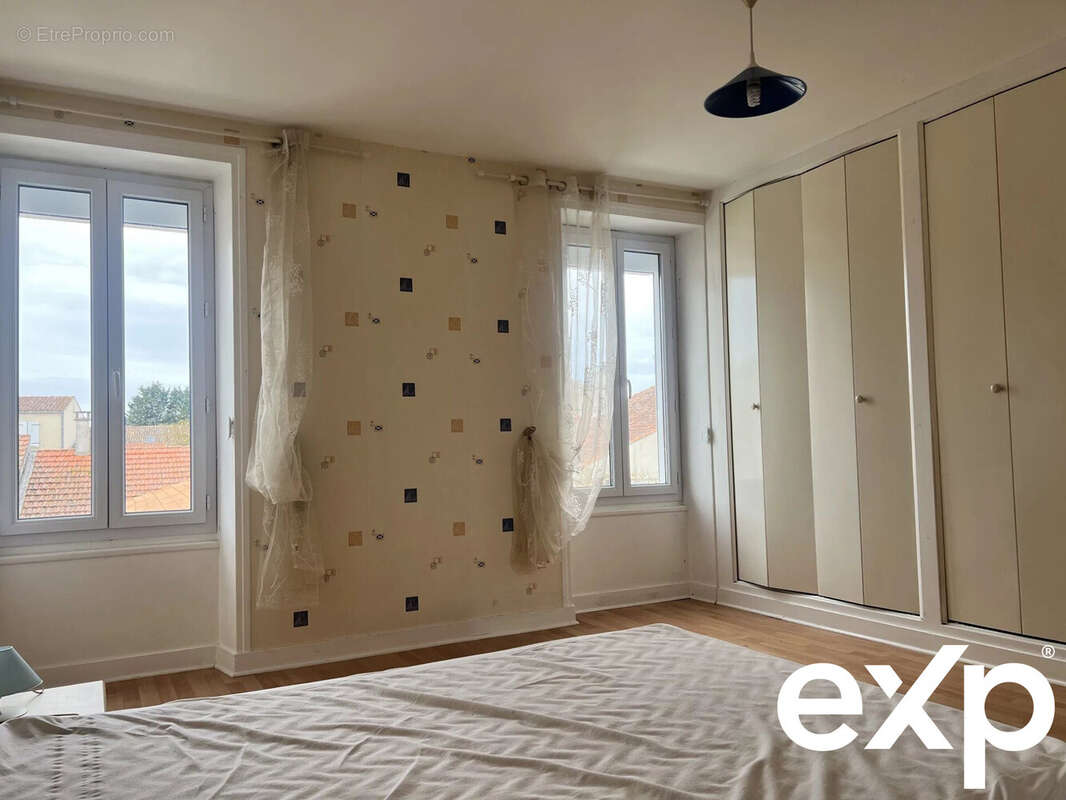 Maison à PORT-DES-BARQUES