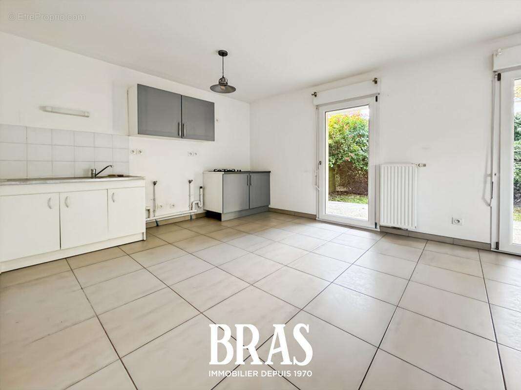 Bouguenais - appartement 3 chambres + jardin + garage - photo 3