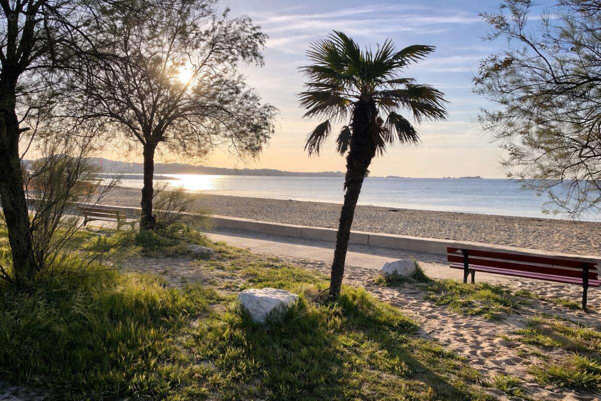 Appartement à FREJUS