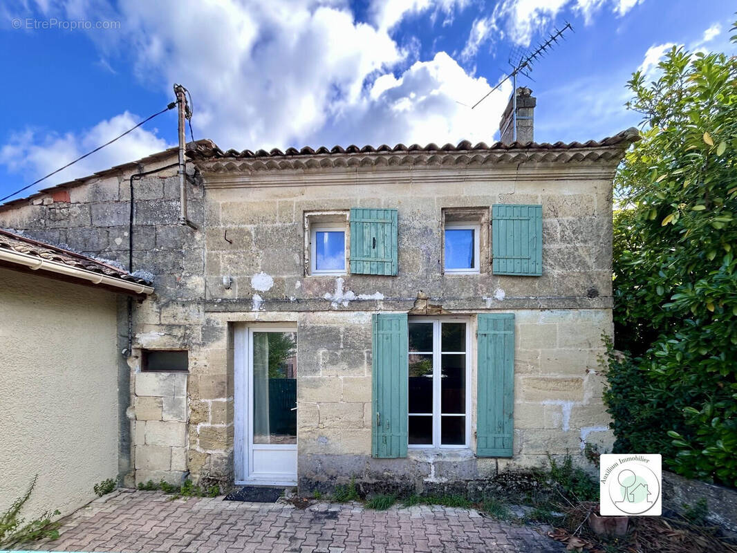 Maison à SAINT-ANDRE-DE-CUBZAC