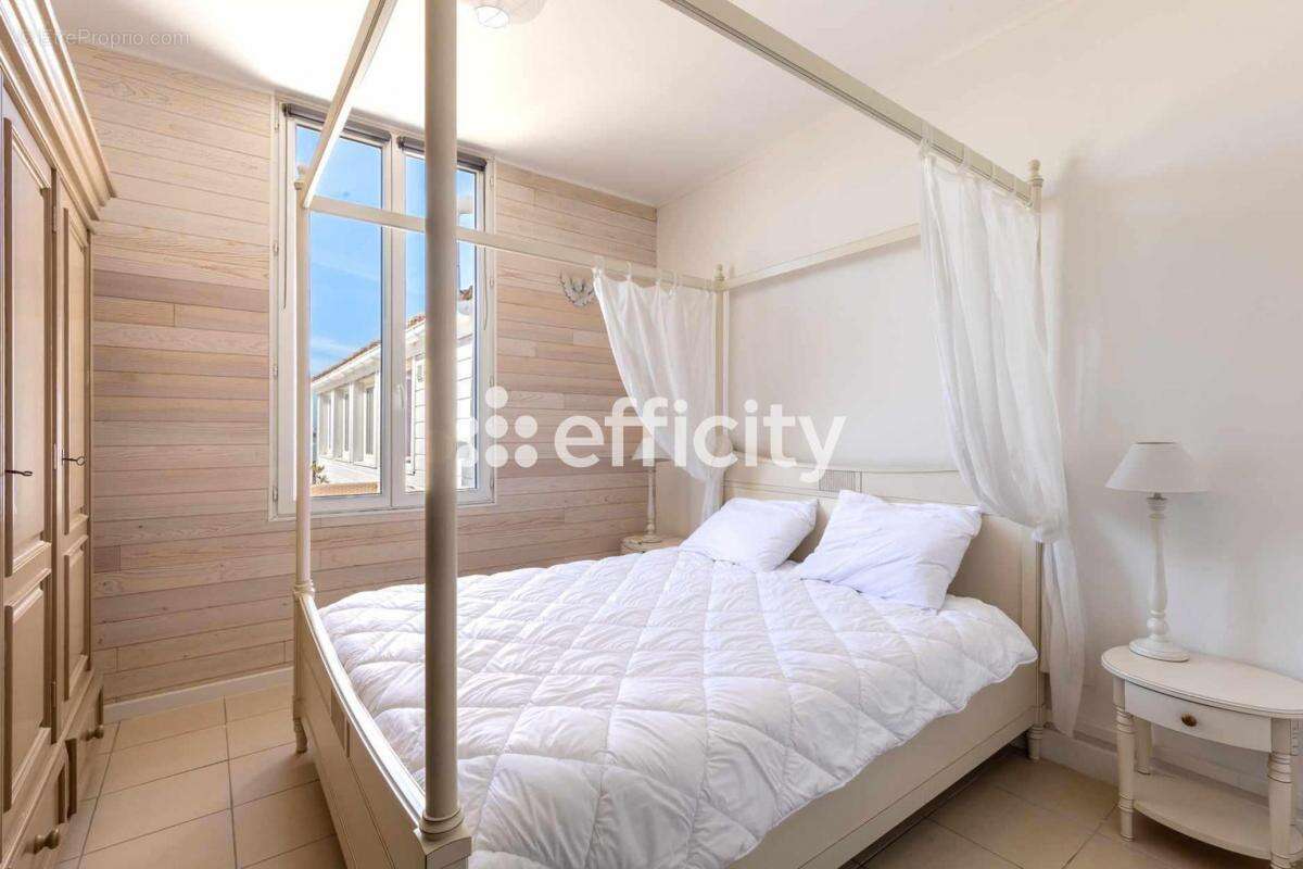 Appartement 440 m² à La Barre-De-Monts  - photo 8