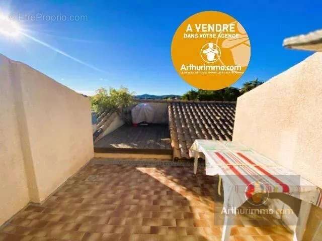 Appartement à BORMES-LES-MIMOSAS