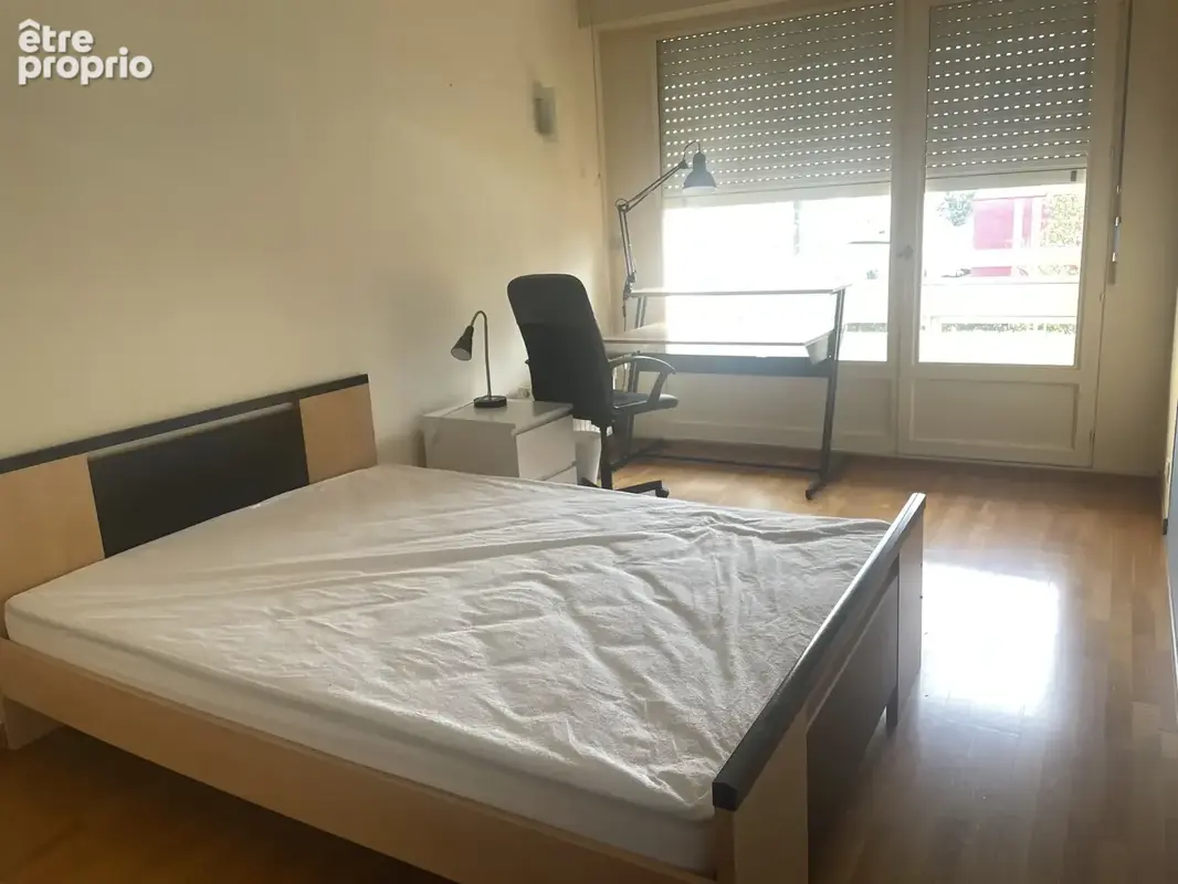 À vendre à Angers : grand appartement 6 pièces de 113 m2 avec 5 chambres - photo 4