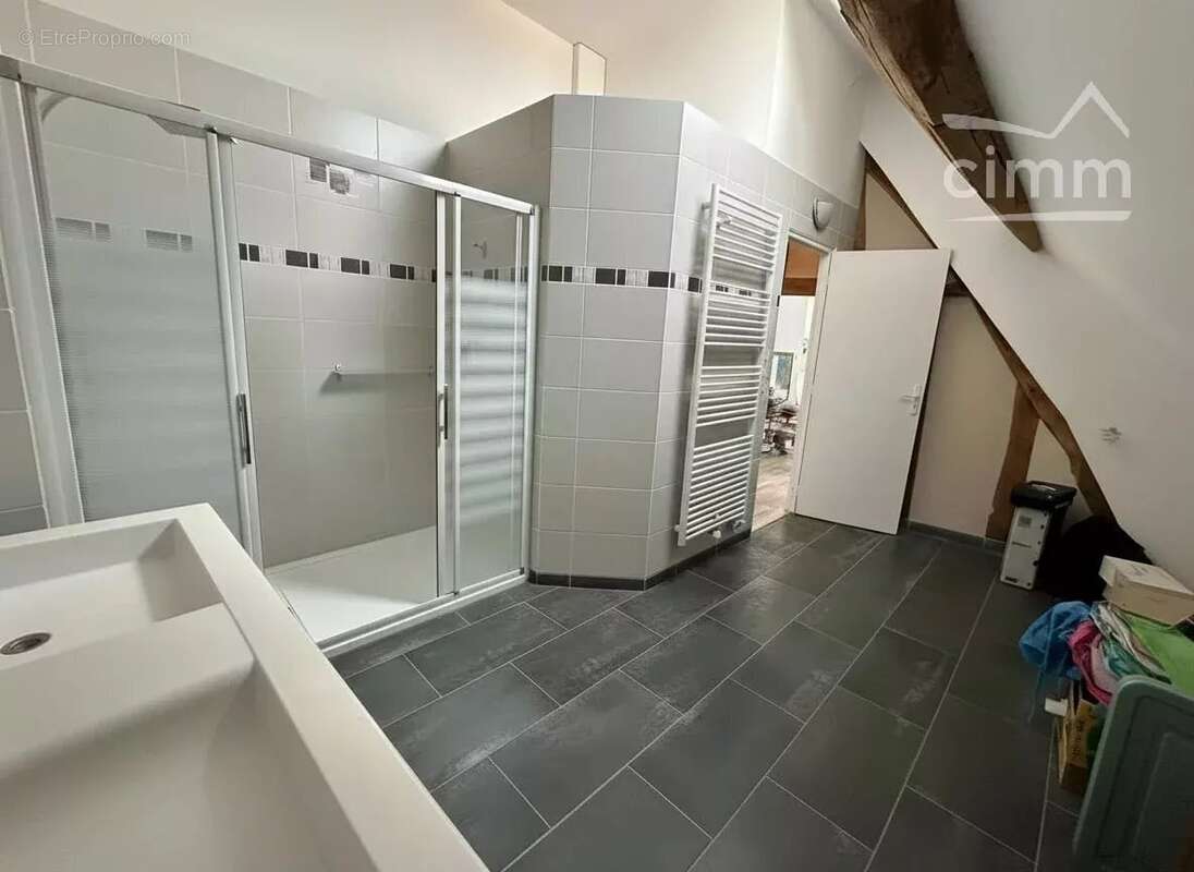 Maison à SAINT-CLAUDE-DE-DIRAY