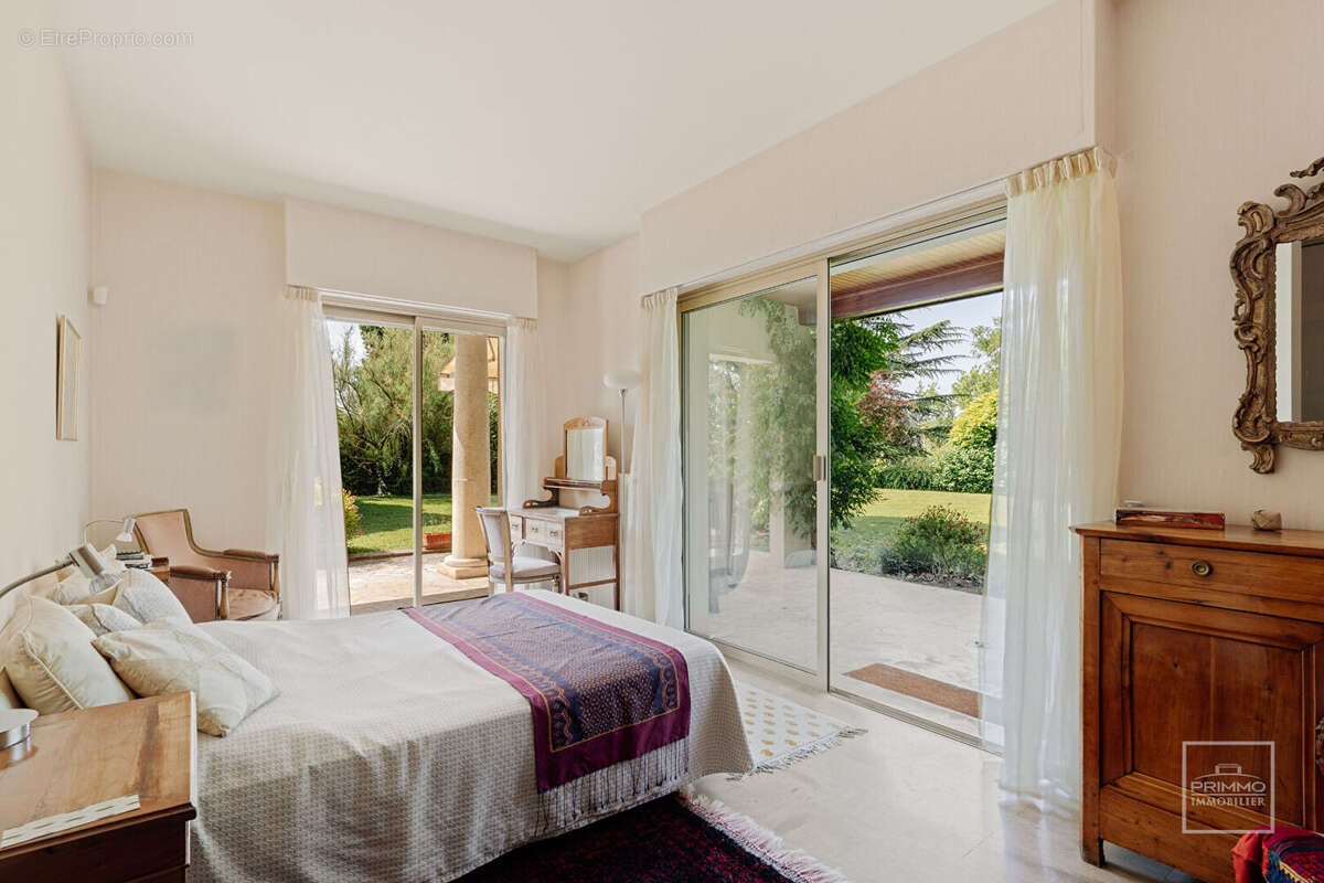 Maison à SAINT-DIDIER-AU-MONT-D'OR